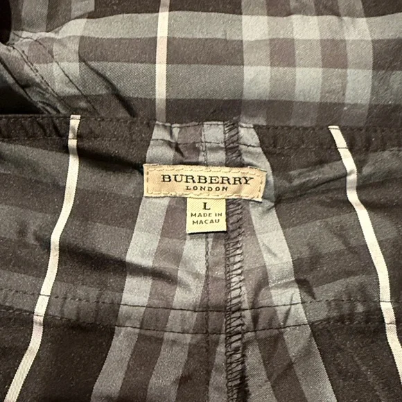 Burberry London Men’s Swim Trunks Shorts Black Grey White Classic Plaid Print L